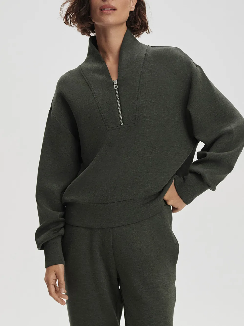 Chic Half-Zip V-Neck Oversized Sweatshirt