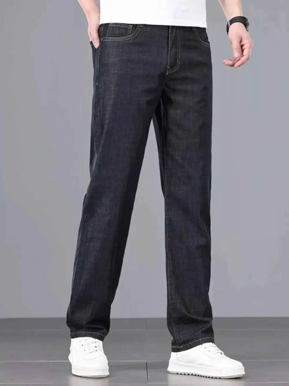 Wash Straight Leg Comfort Jeans