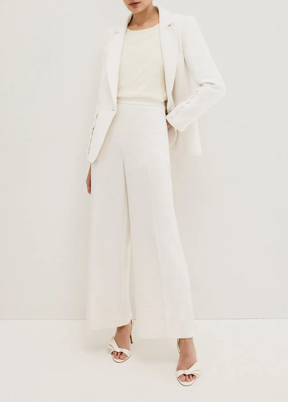 Buttoned Business-Style Women's Suit