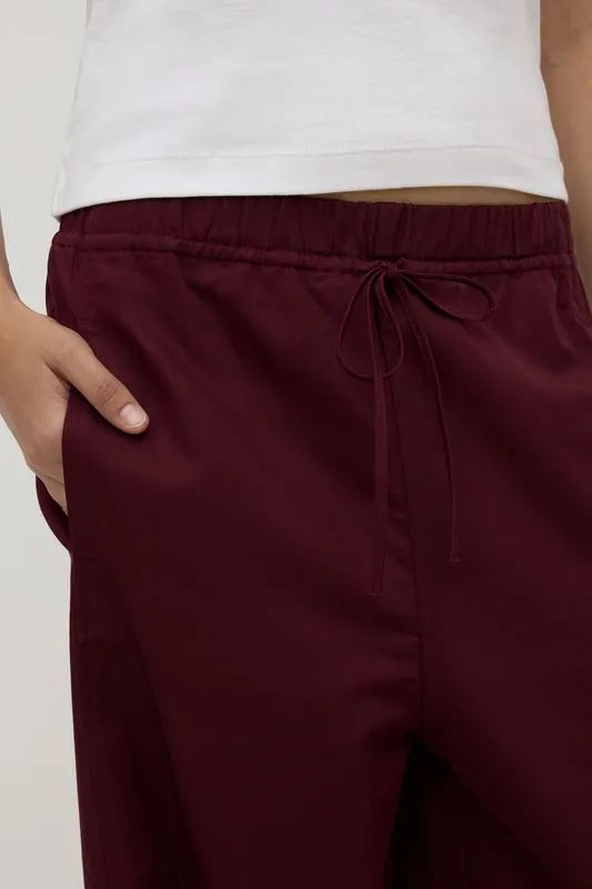 Merlot Cotton Linen Barrel-Leg Pant
