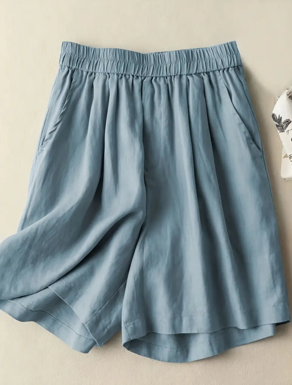 Elastic Waist Flowy Shorts