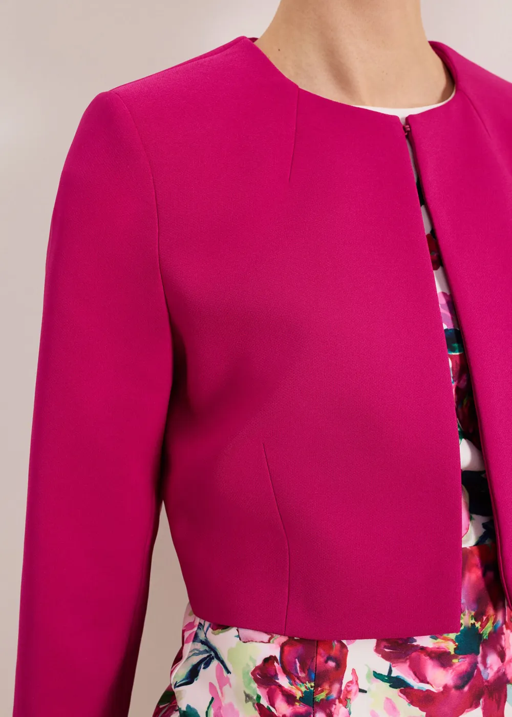 Minimalist Style Elegant Lady's Short Jacket