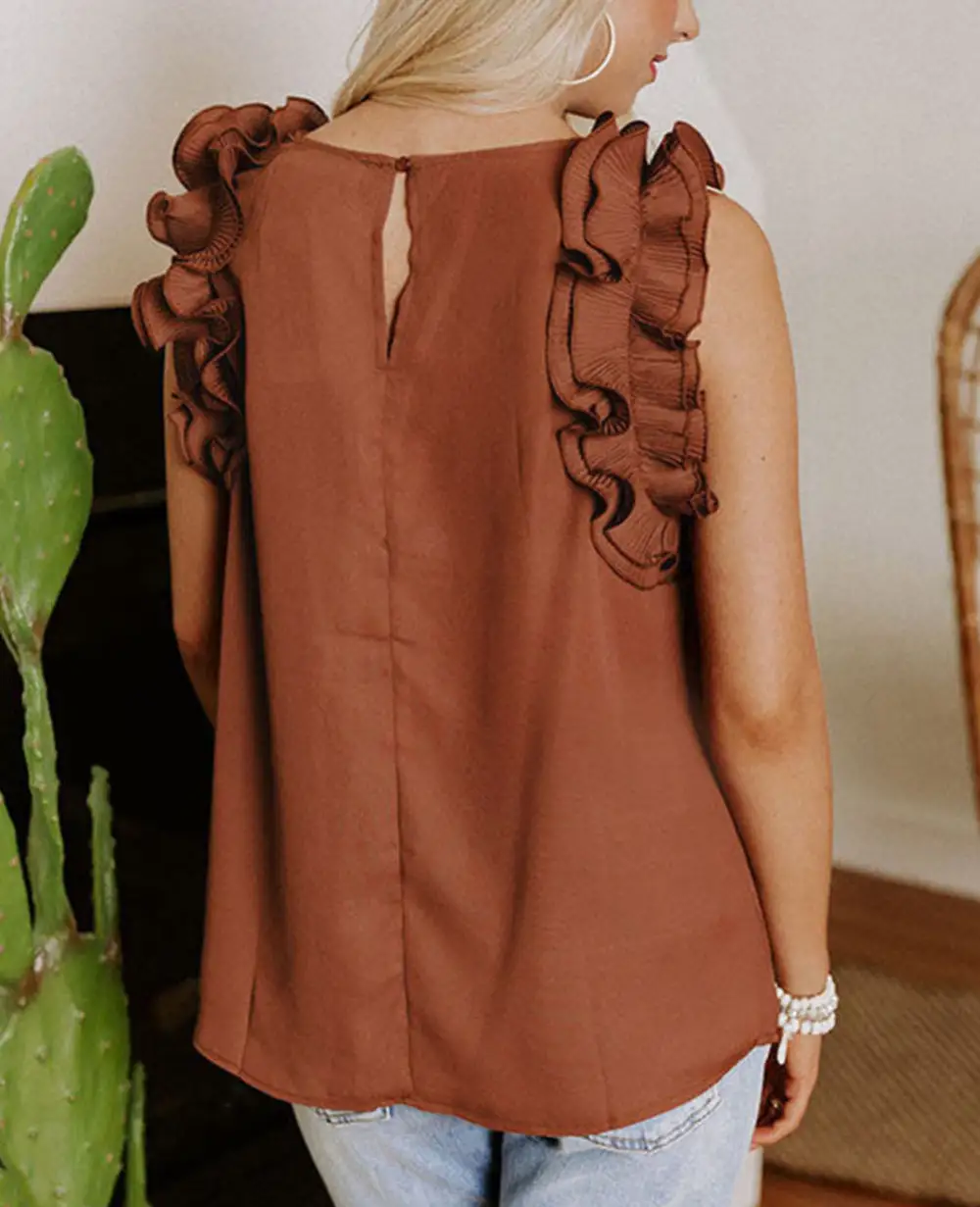 Ruffles Armhole Tank Top