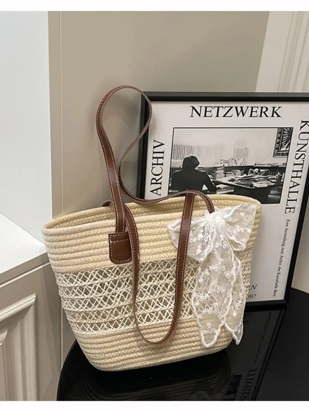 Everyday Woven Straw Shoulder Bag