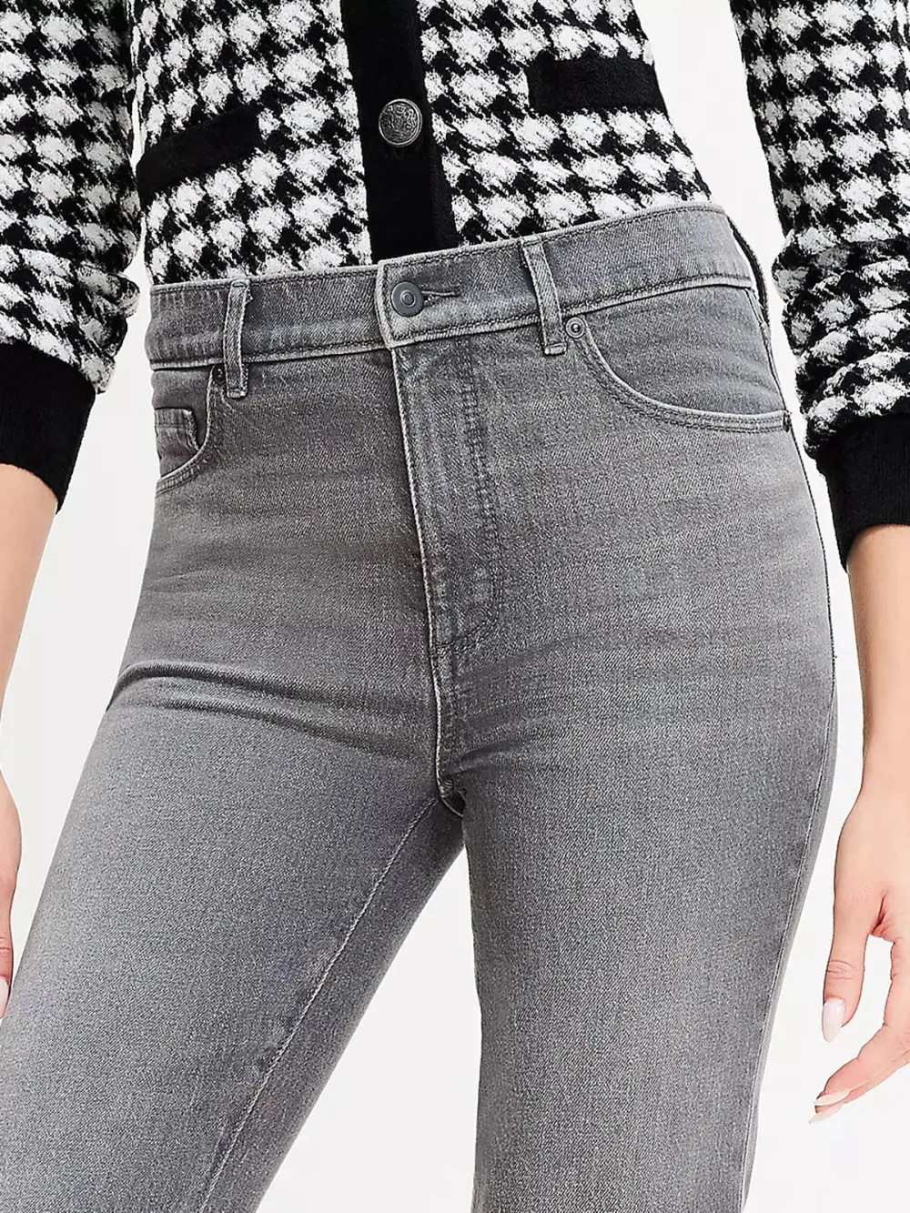 Frayed High Rise Kick Crop Jeans In Vintage Grey Wash