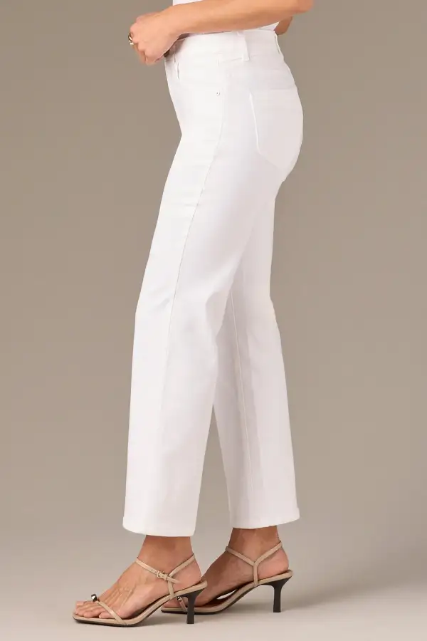 Daily Basic High Rise Cropped Hem Barely Boot Jeans