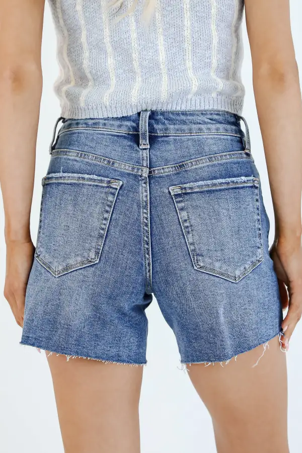 Resort High Rise Lace Pocketed Shorts