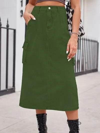 Slit Buttoned Skirt with Pockets