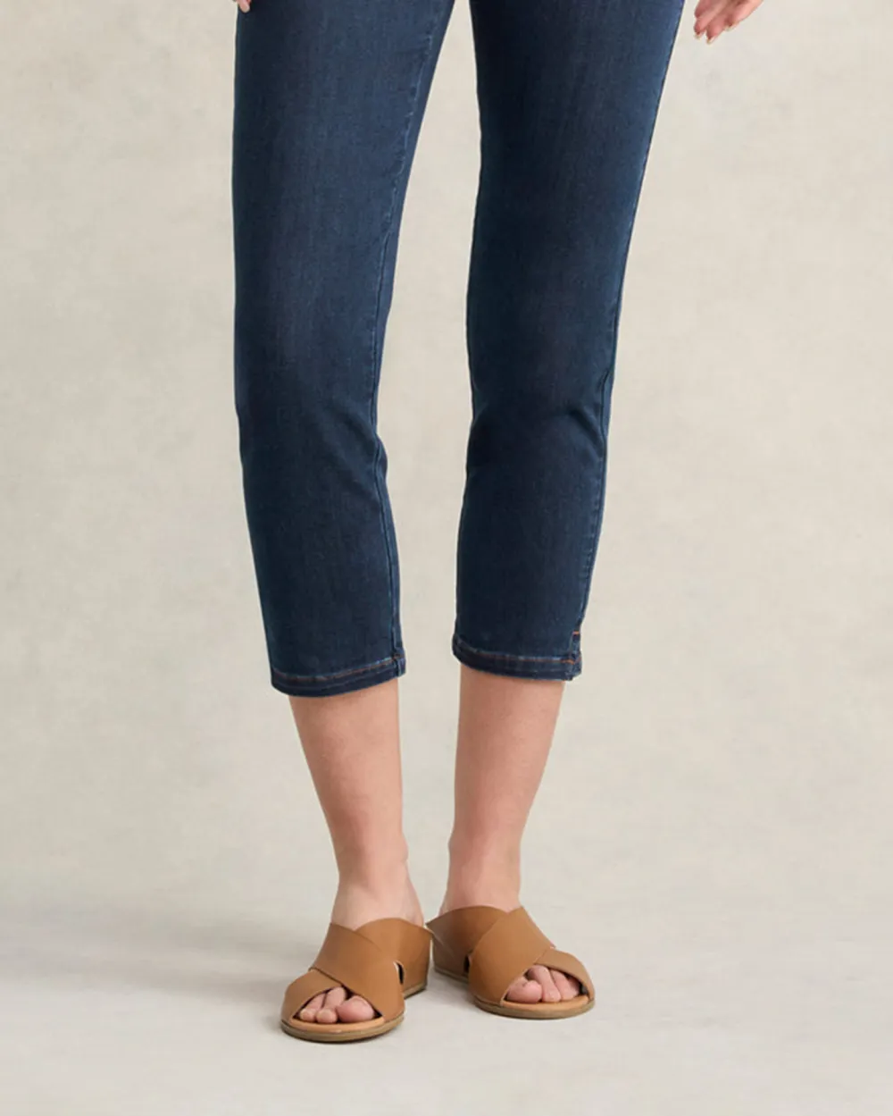 Cropped Pants For Chic Minimalist Style