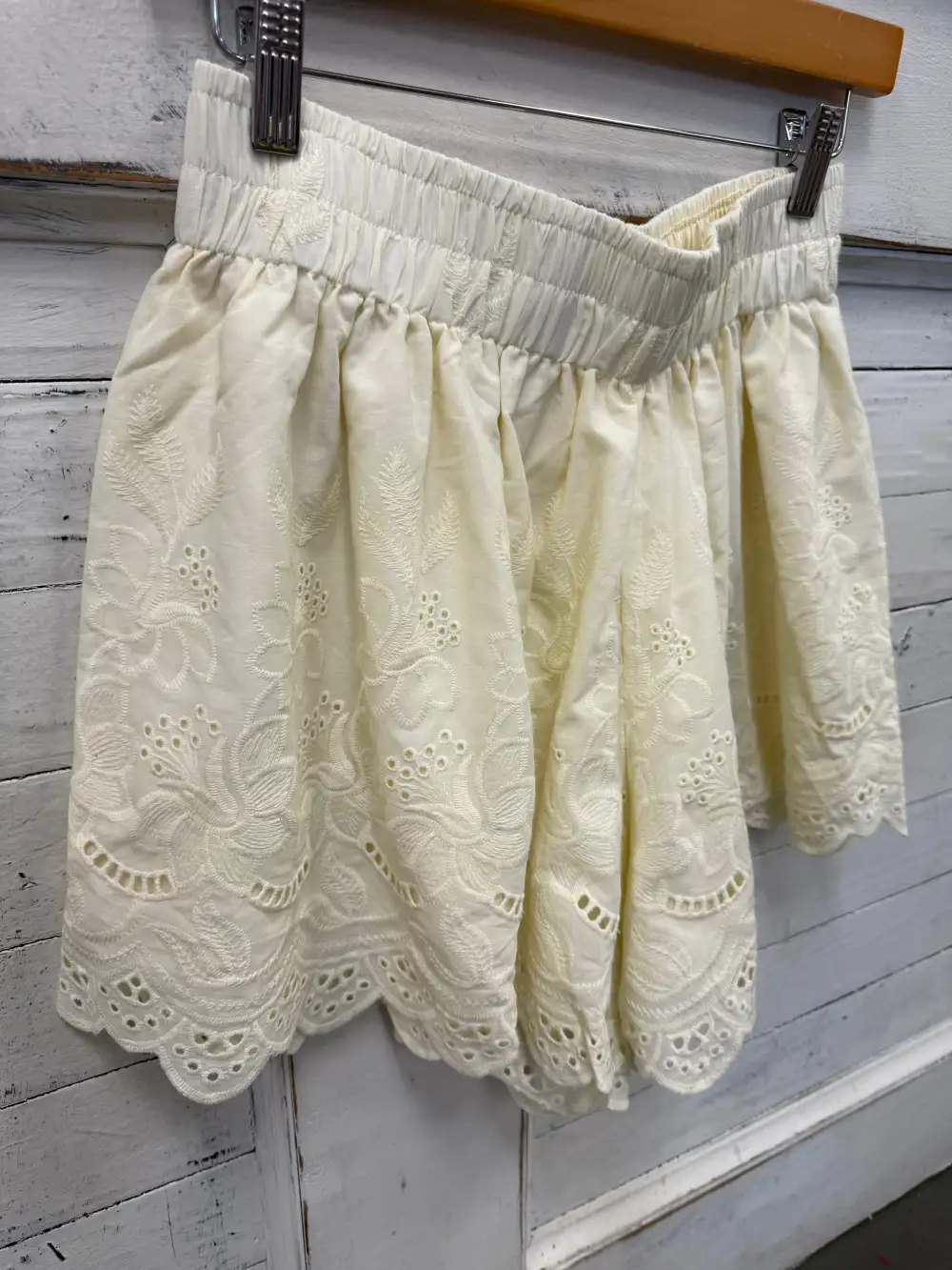 Weekend Roomy Cotton Blend Easy Waist Casual Shorts