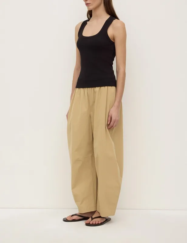 Black Ribbed Scoop-Neck Tank