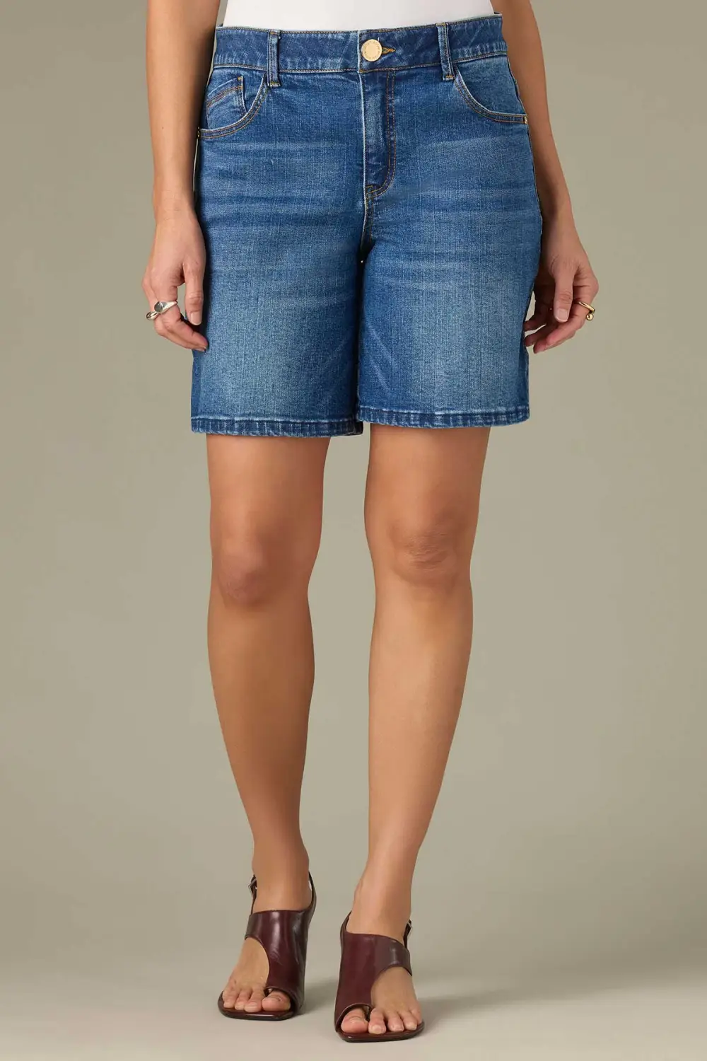 High Rise Relaxed Shorts Abstract Embroidered Back Pockets
