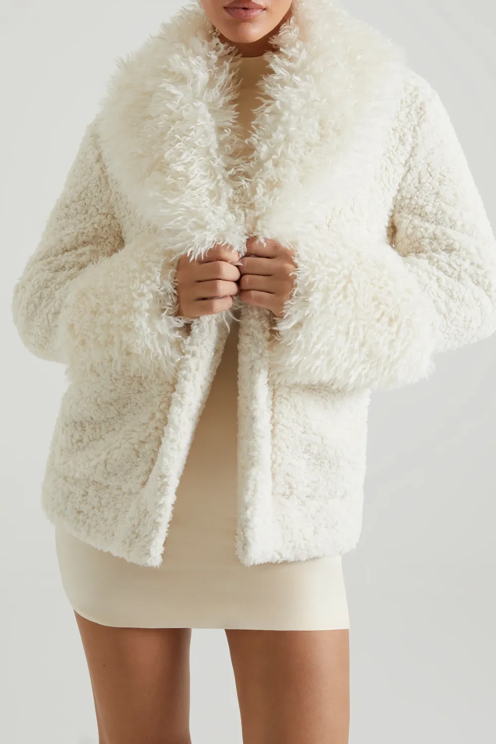 Ladies Loose Thickened Lamb Wool Coat