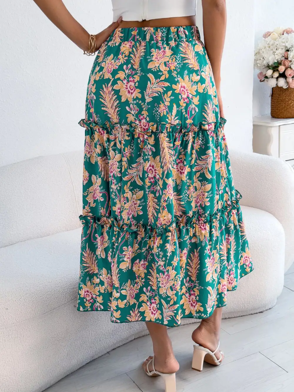 Fitted Ruffle Trim Printed Detail Skirt