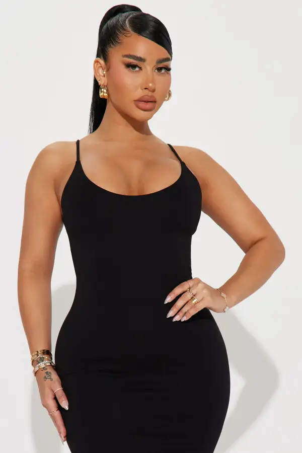 My Main Chic Midi Dress - Black