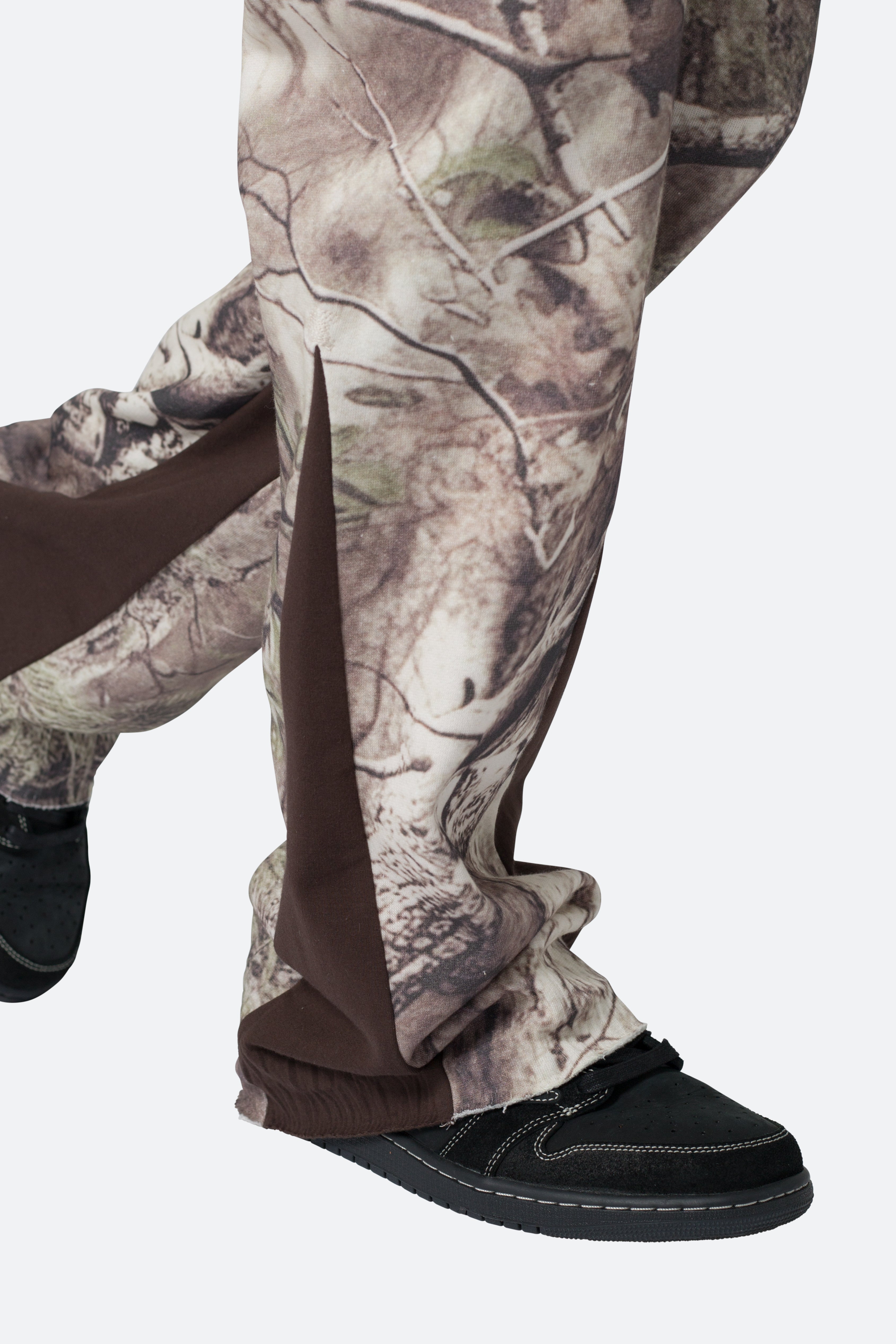 Contrast Bootcut Sweatpants - Hunter Camo