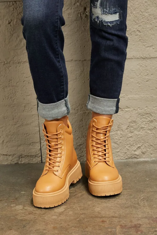 Platform East Boots