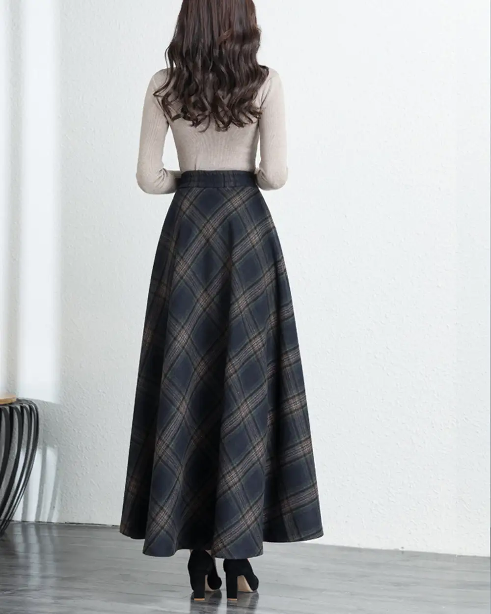 Relaxed Plaid Wool Maxi Skirt