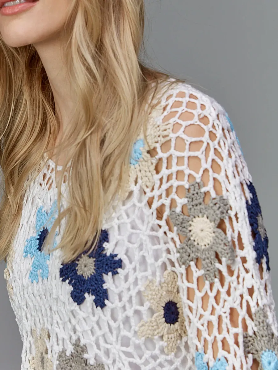 Lively Artistic Floral Women's Hollow Blouse