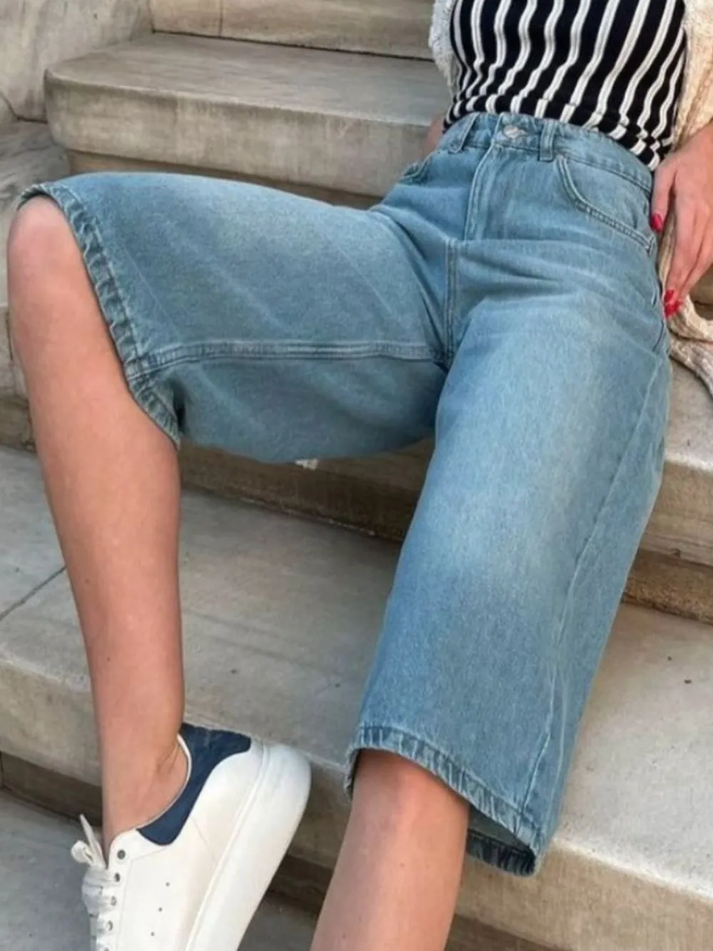 Soft Touch Simple Pocket Detail Shorts