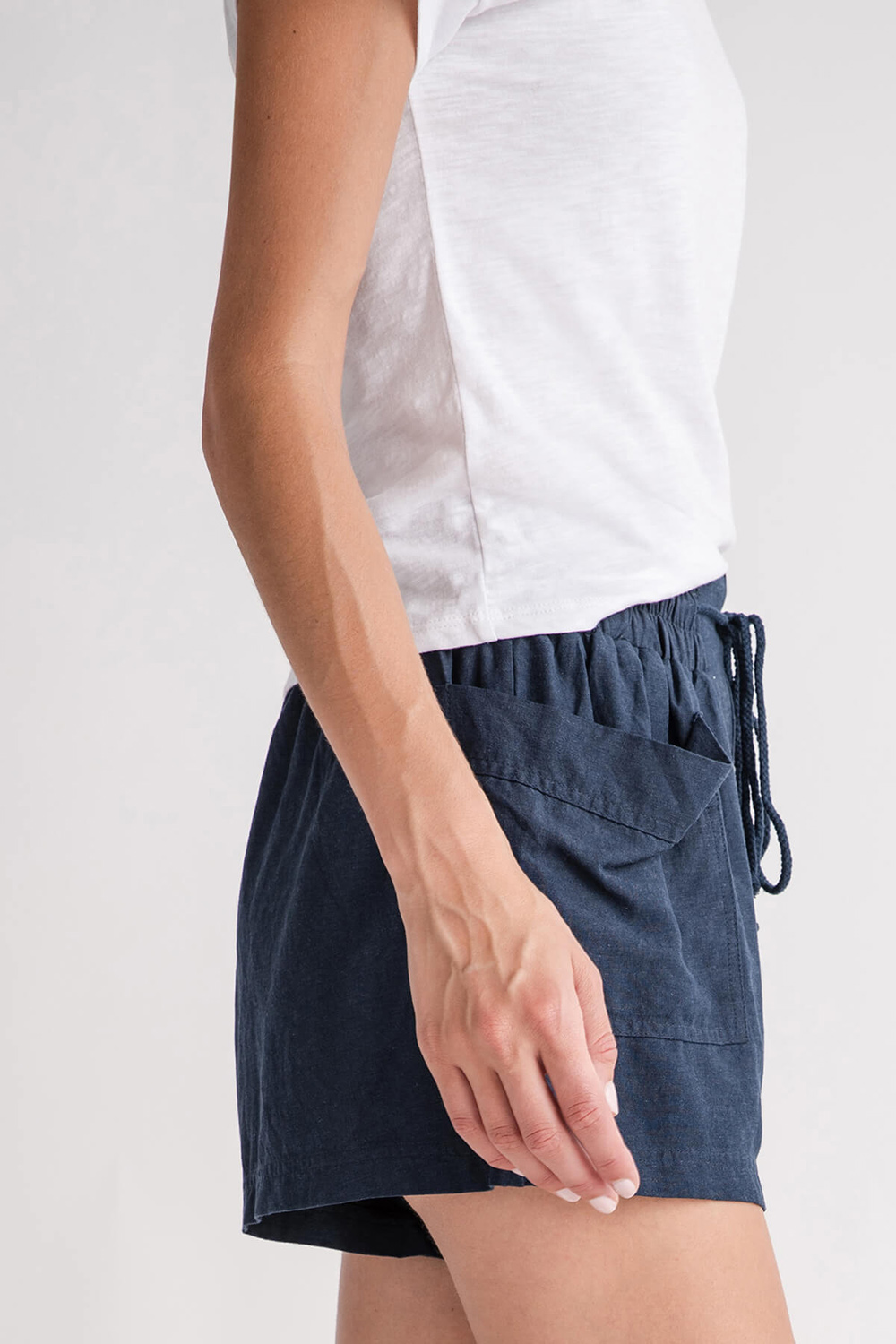 Mustard Seed Drawstring Pocket Shorts - midnight