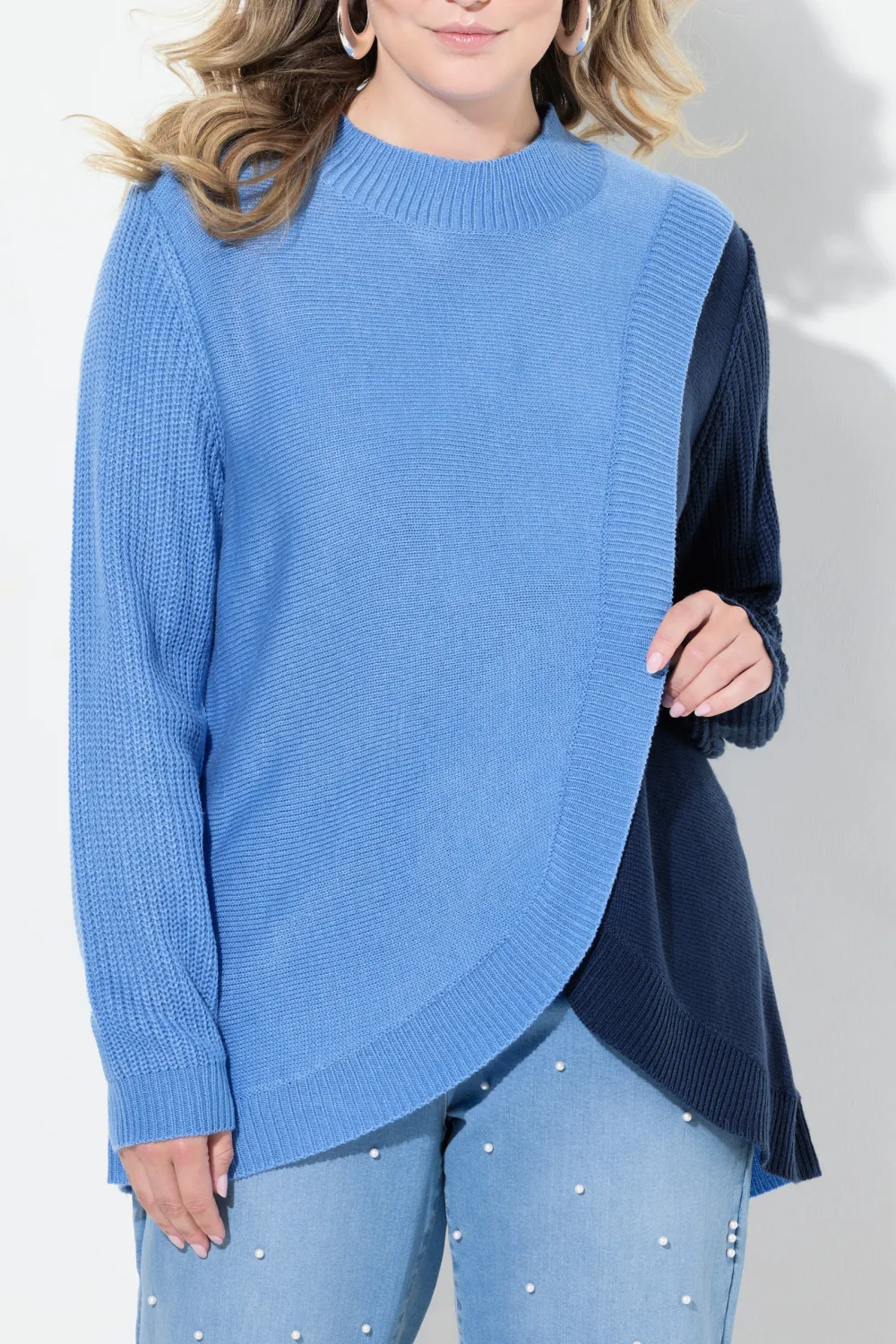 Splicing Round Neck Women's Sweater