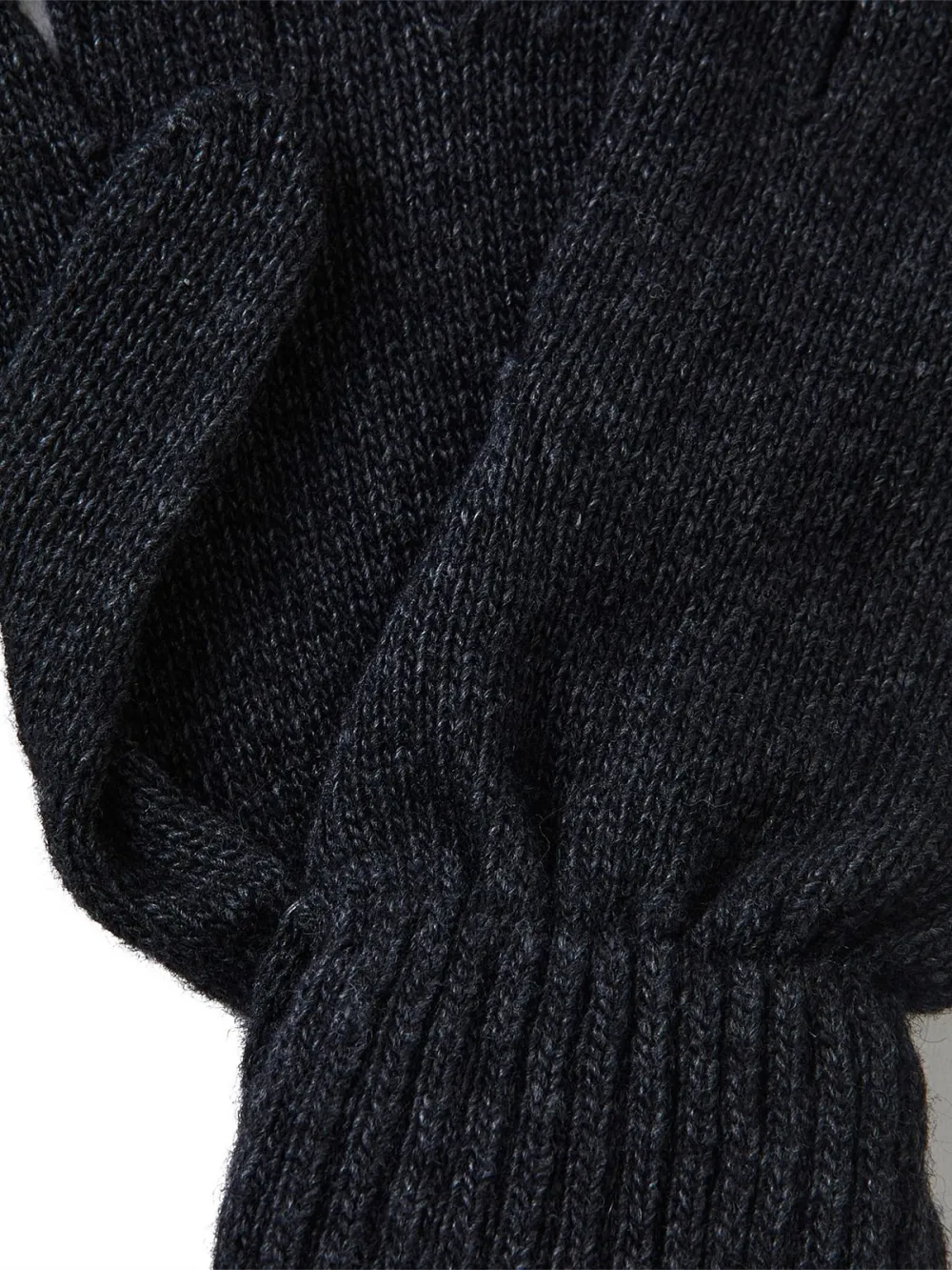 Elegant Velvet Gloves