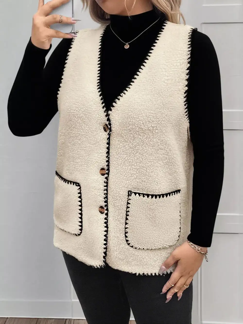 Plus Size Contrast Trim Button