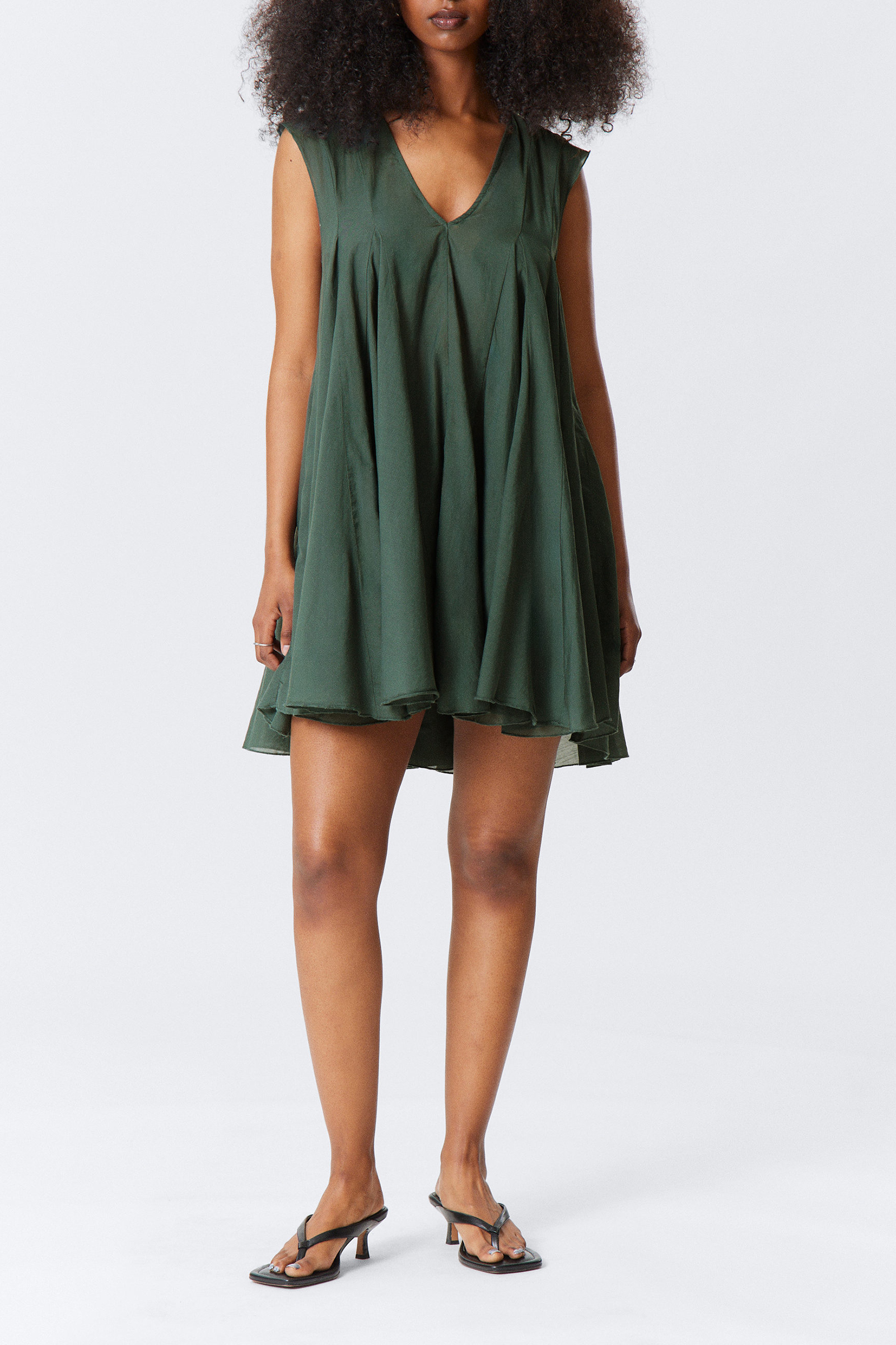 High-Low V-Neck Sleeveless Dress