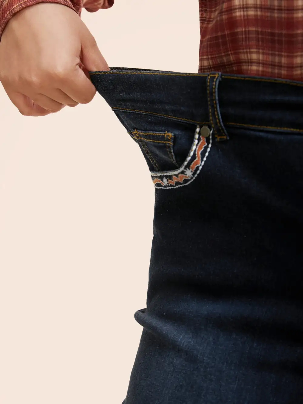 Stretch Denim Front Embroided Pockets Flare Jeans