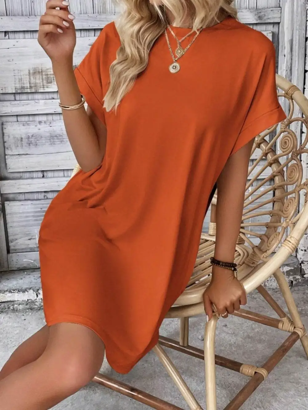 Pocketed Round Neck Short Sleeve Casual Dress
