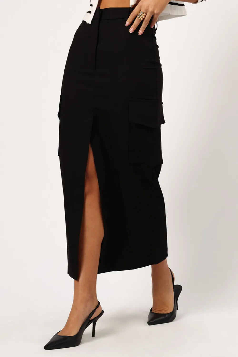 SIANA CARGO MIDI SKIRT - BLACK