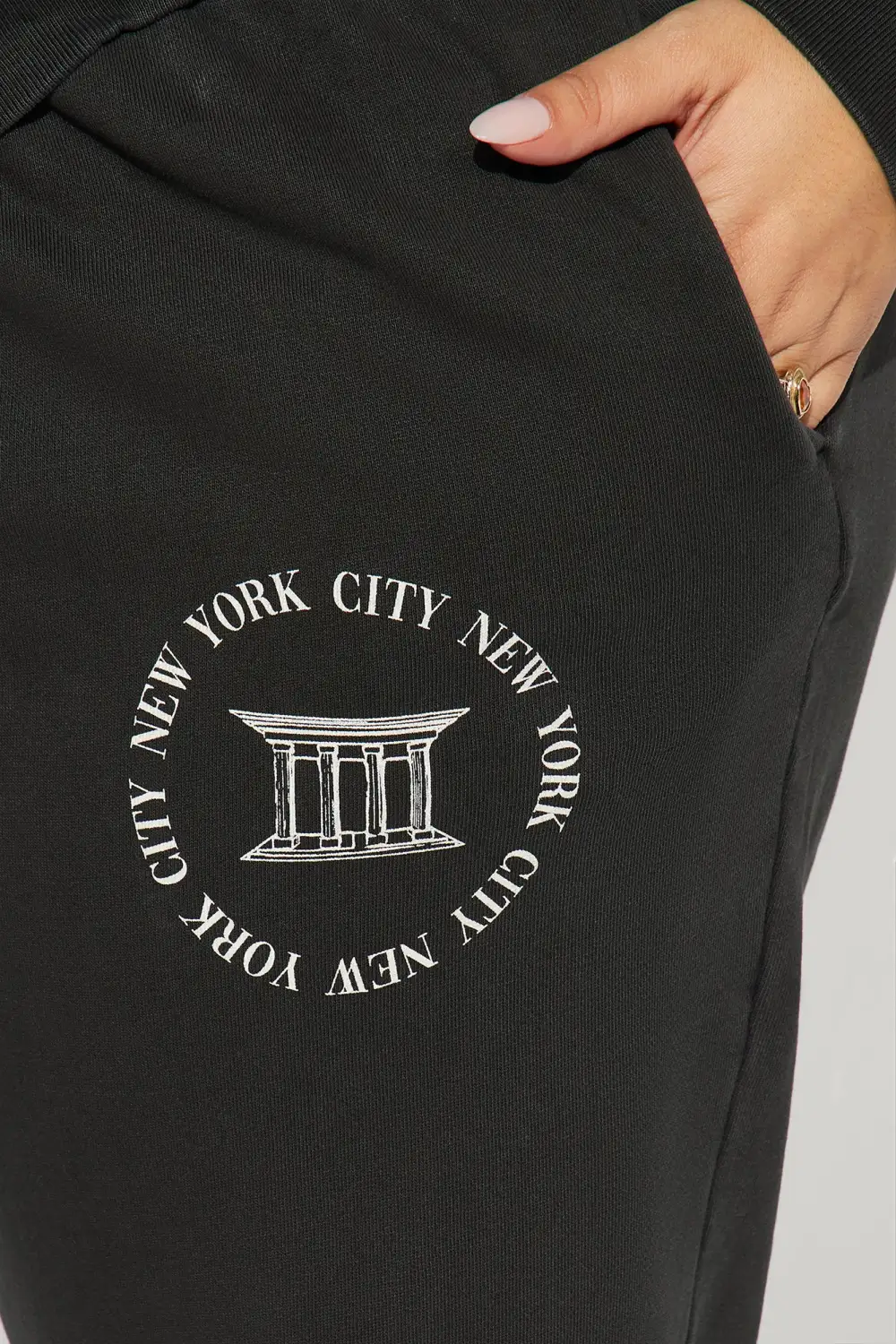 City Of Dreams Washed Jogger Set - Black