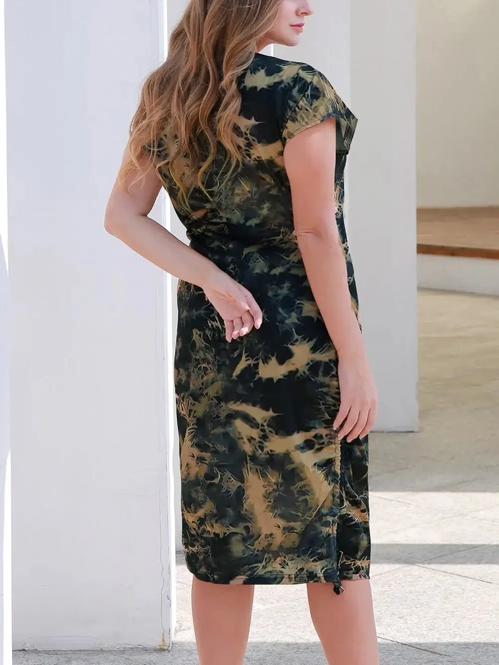 Everyday Tie Detail Round Neck Dress