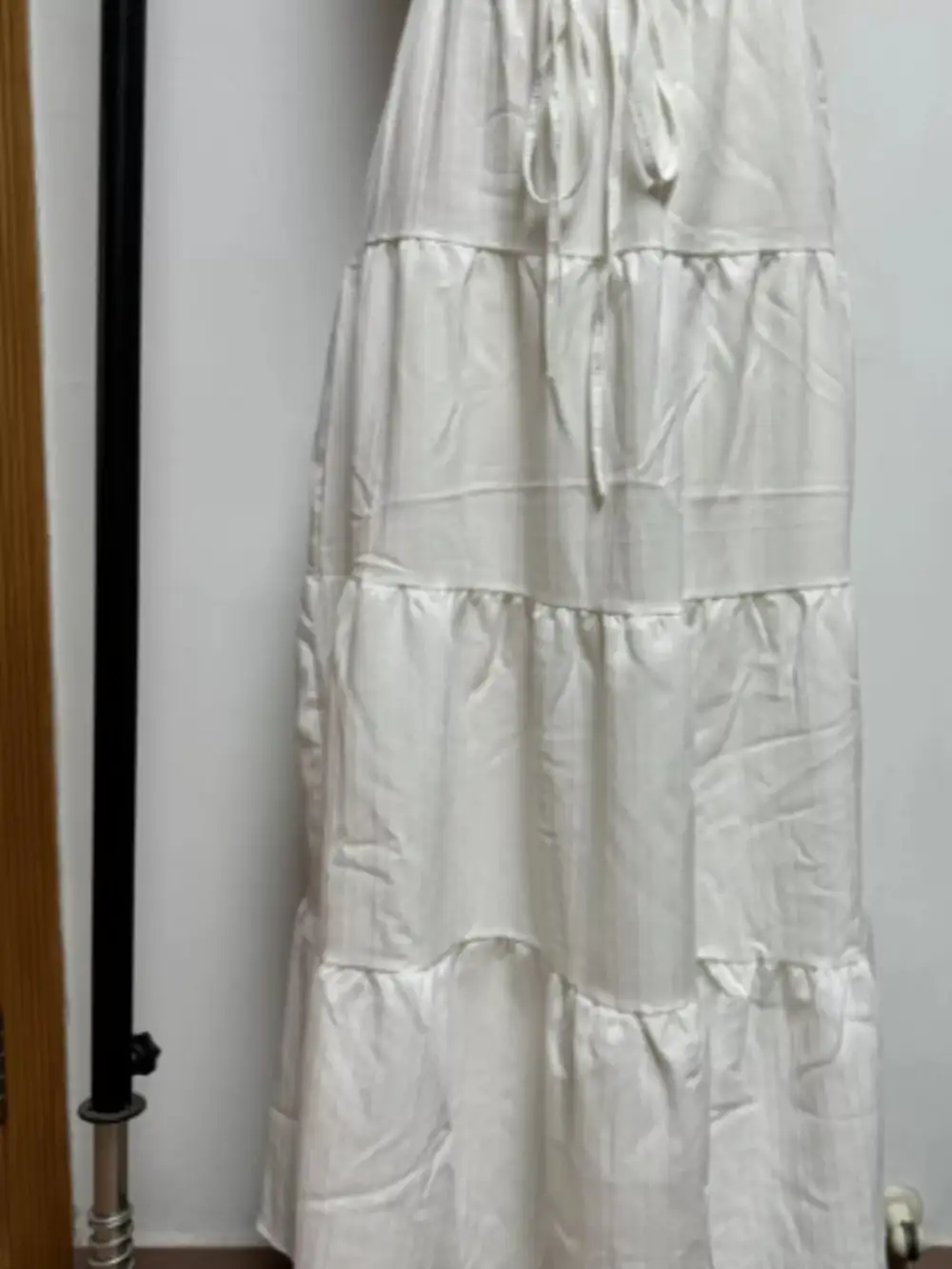 Sharp Drawstring Flowy Skirt