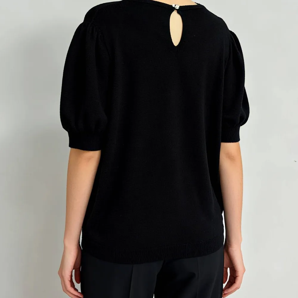 Women’s Puff Sleeve Knit Top