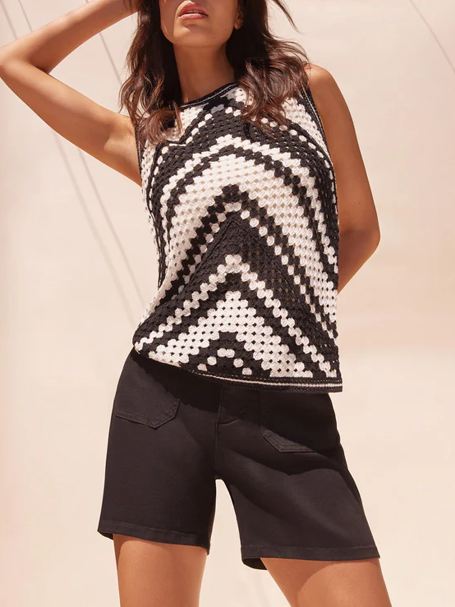 Three Dimensional Cut Sleeveless Design Vest