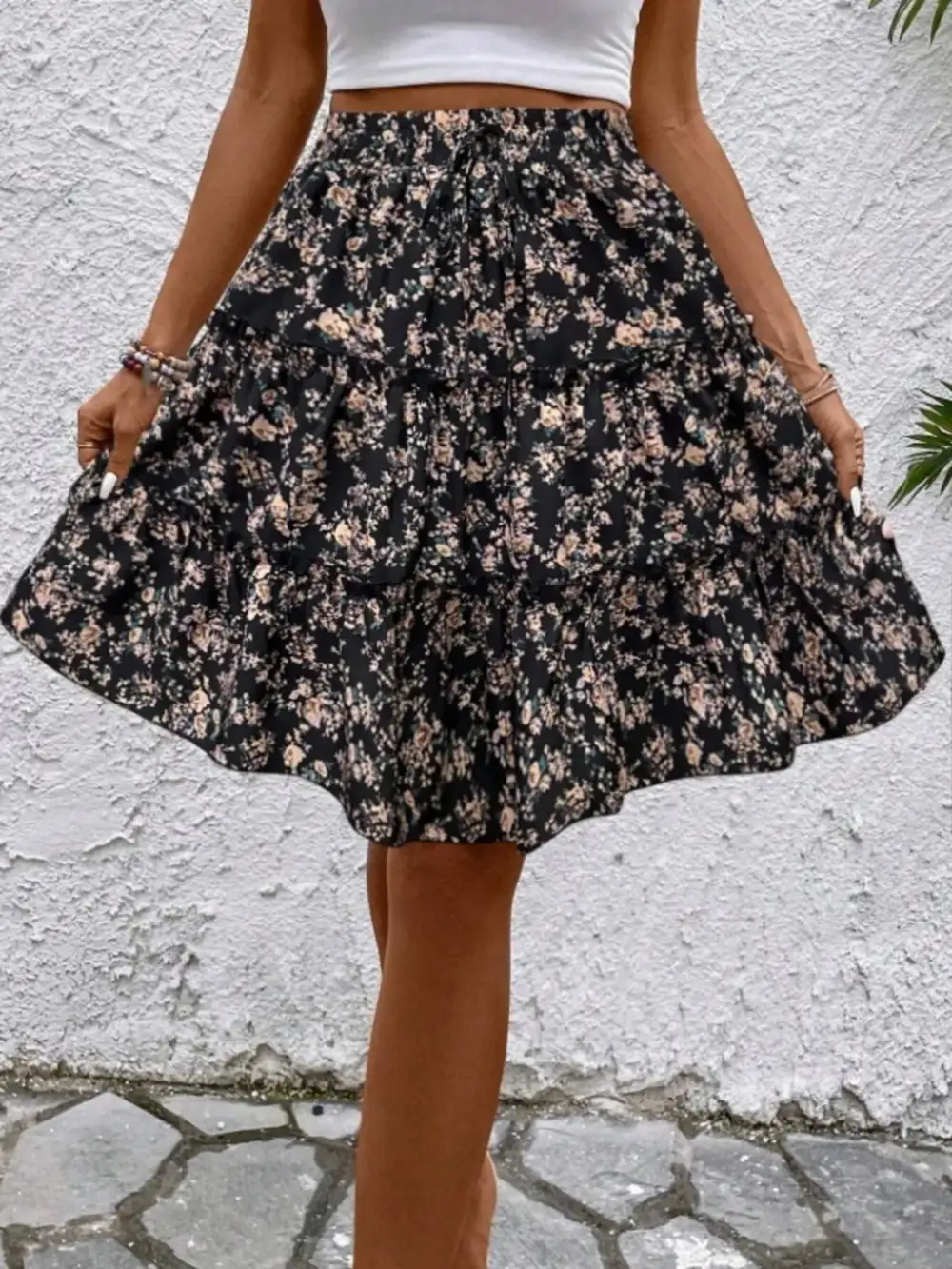 Textured Ruffle Trim Printed Silhouette Skirt
