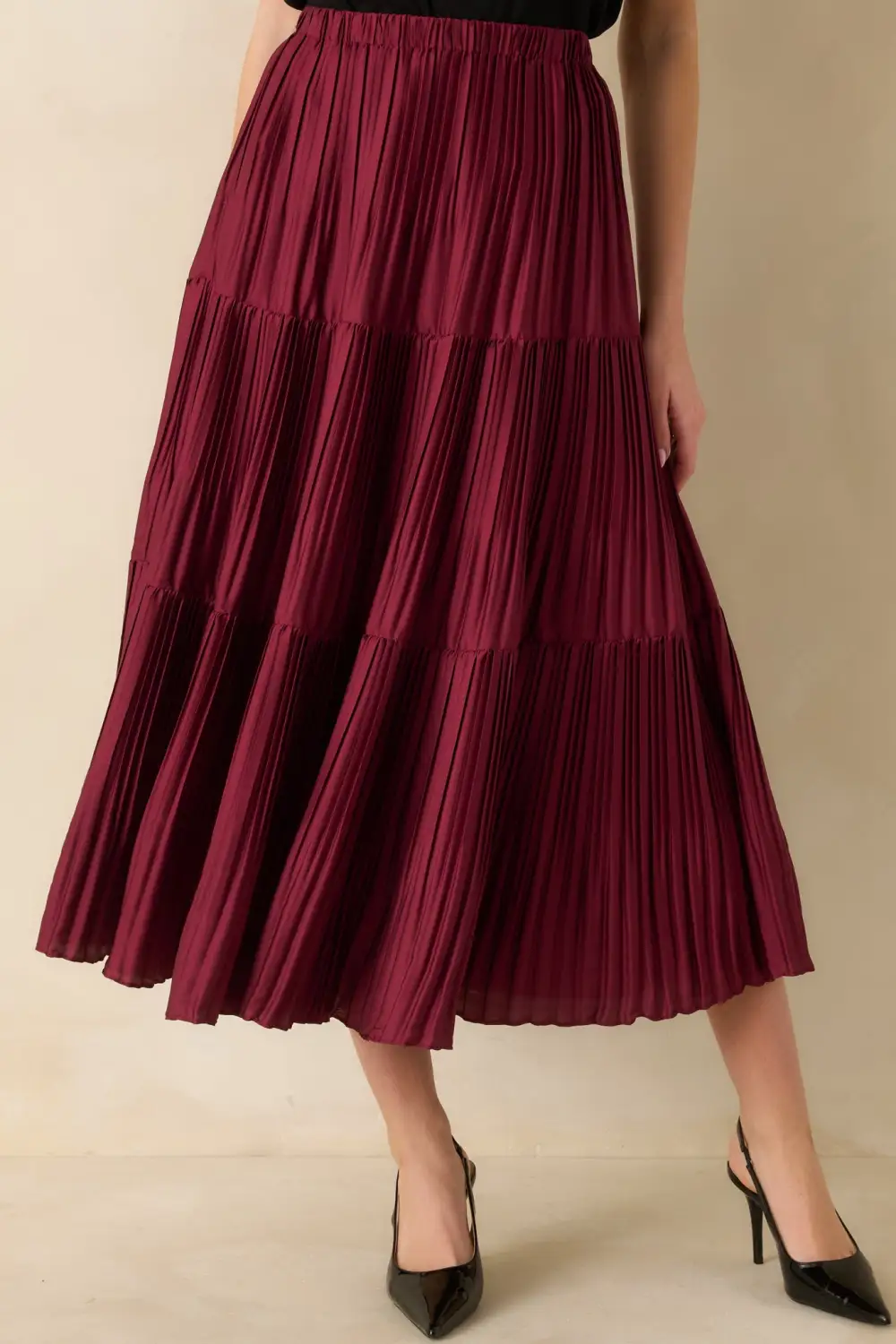 Tiered Pleated Midi Skirt