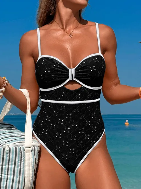 Women’s Sleek Contrast Pleated Hollow One-Piece Swimsuit