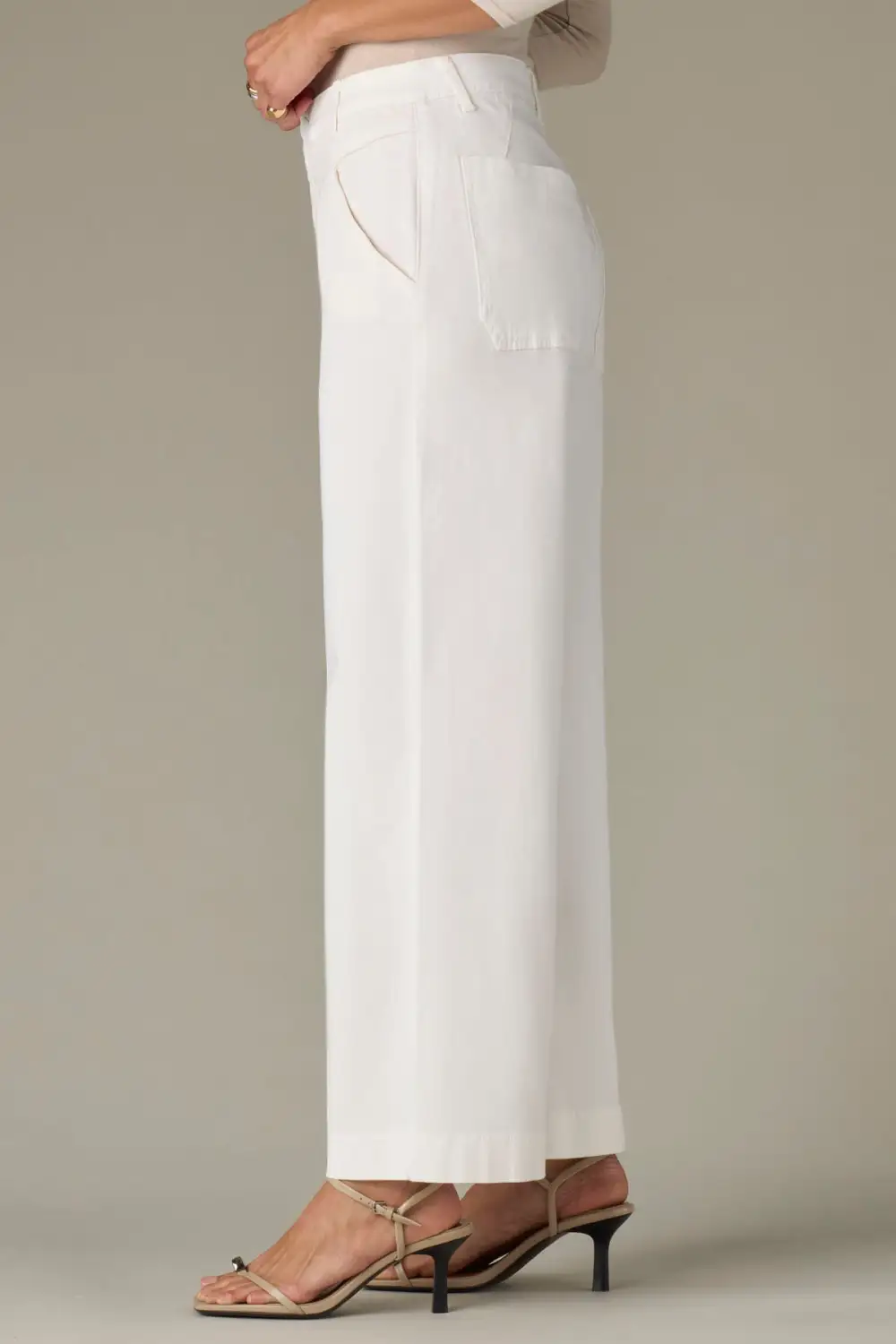Petite V-Yoke Wide Leg Pants