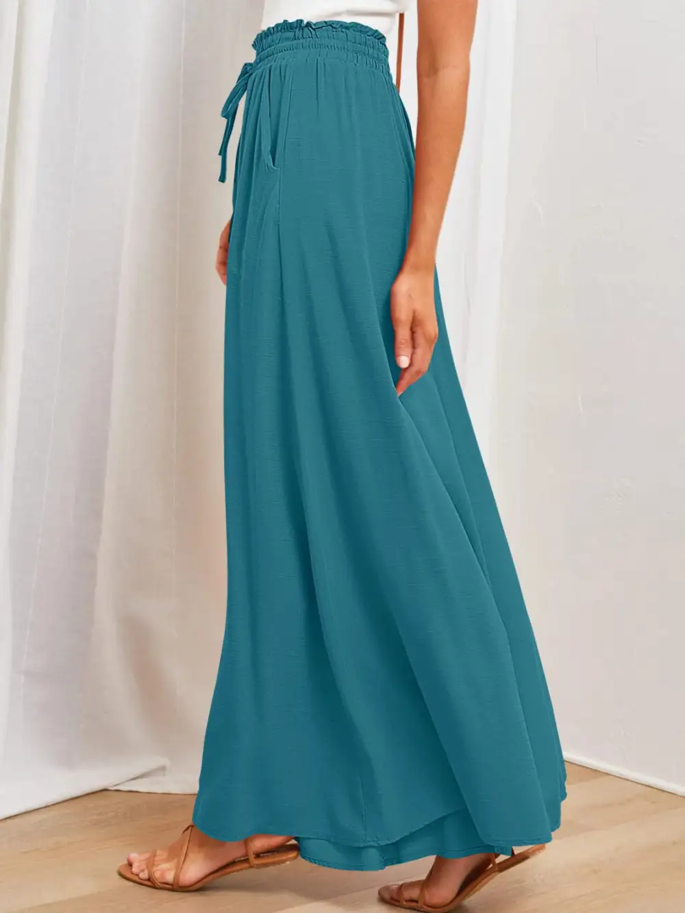 Textured Wide Leg Pants With Pocket