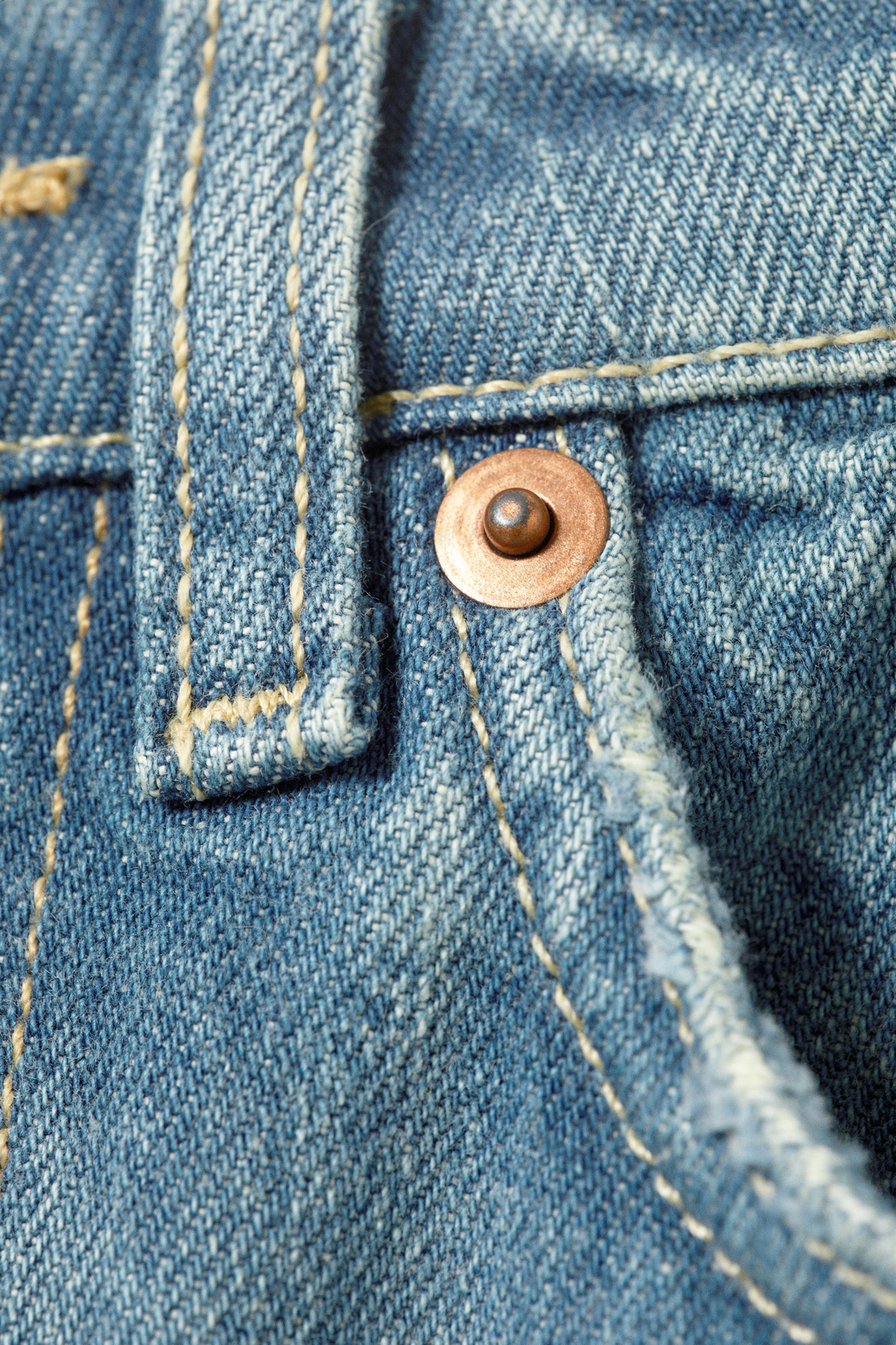 High Rise Jeans With Pockets