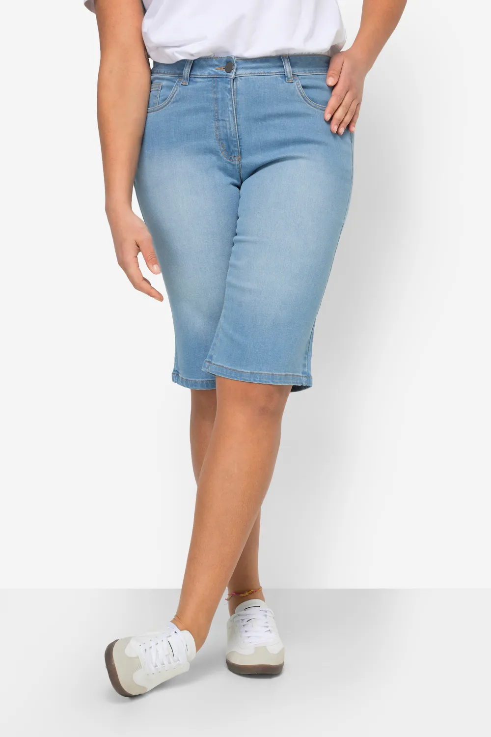 Solid Color Women's Denim Shorts