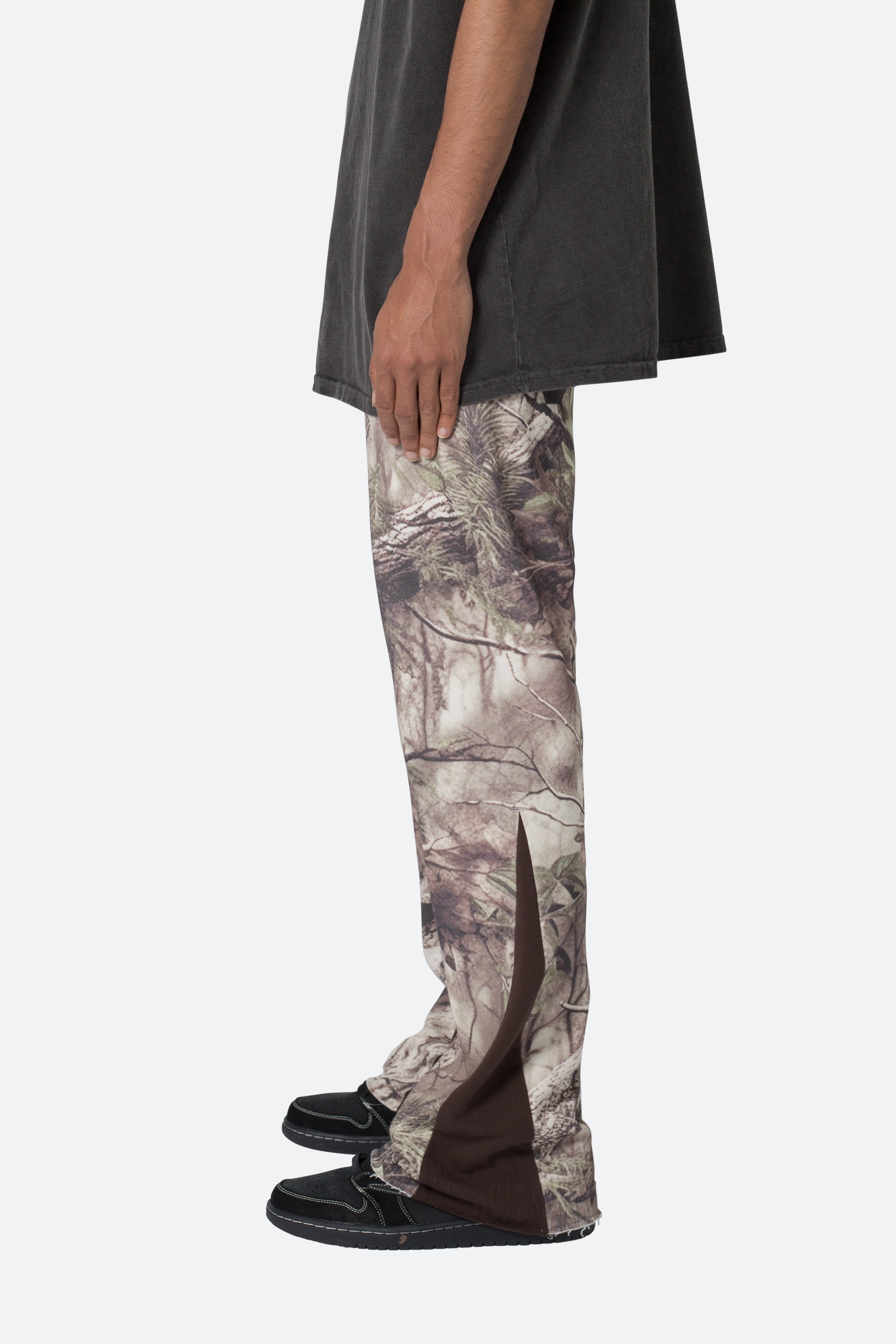 Contrast Bootcut Sweatpants - Hunter Camo