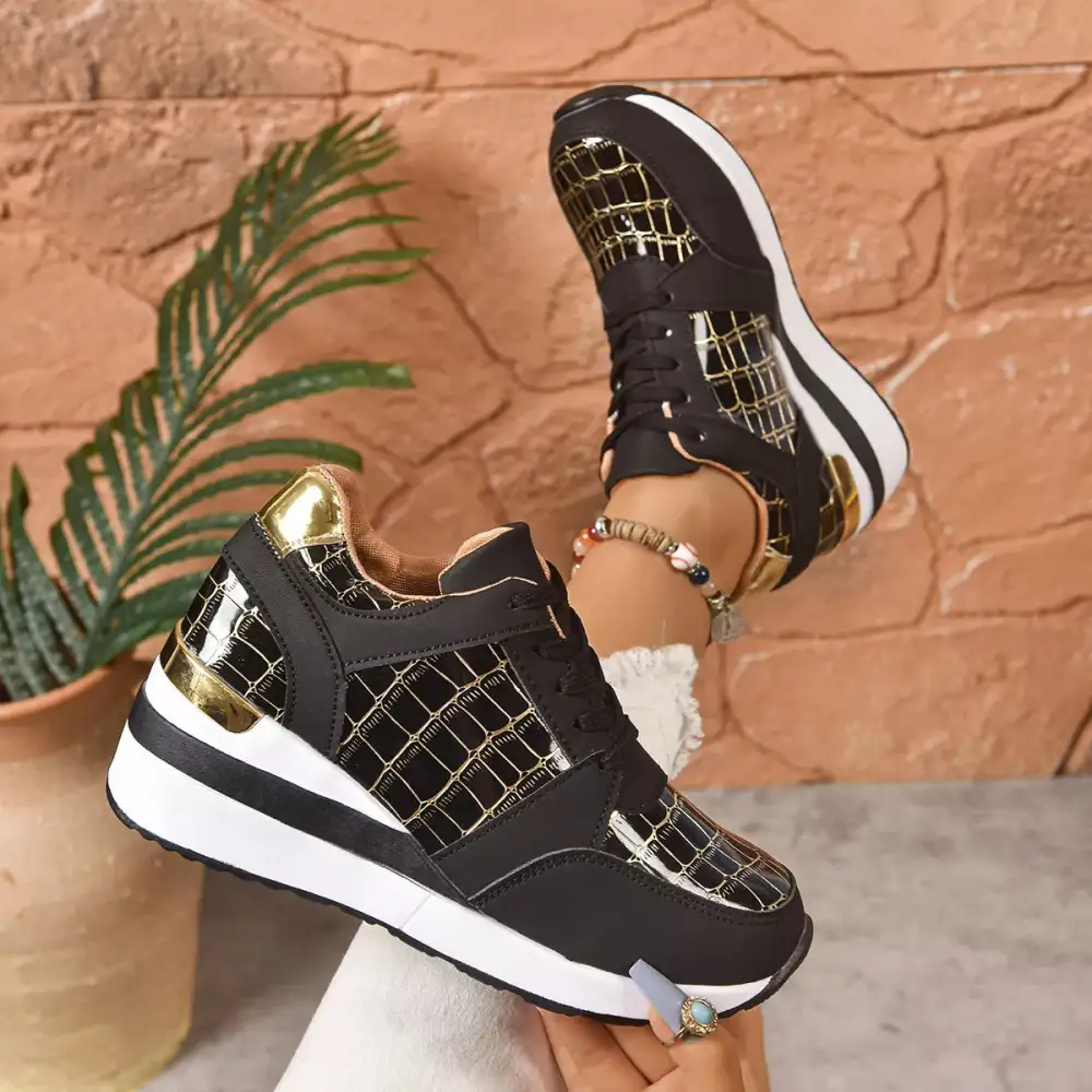 Refined Lace-Up Round Toe Sneakers