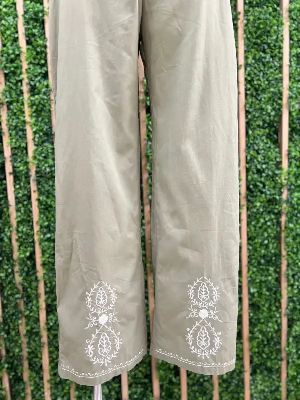 Embroidered Wide Leg Pant