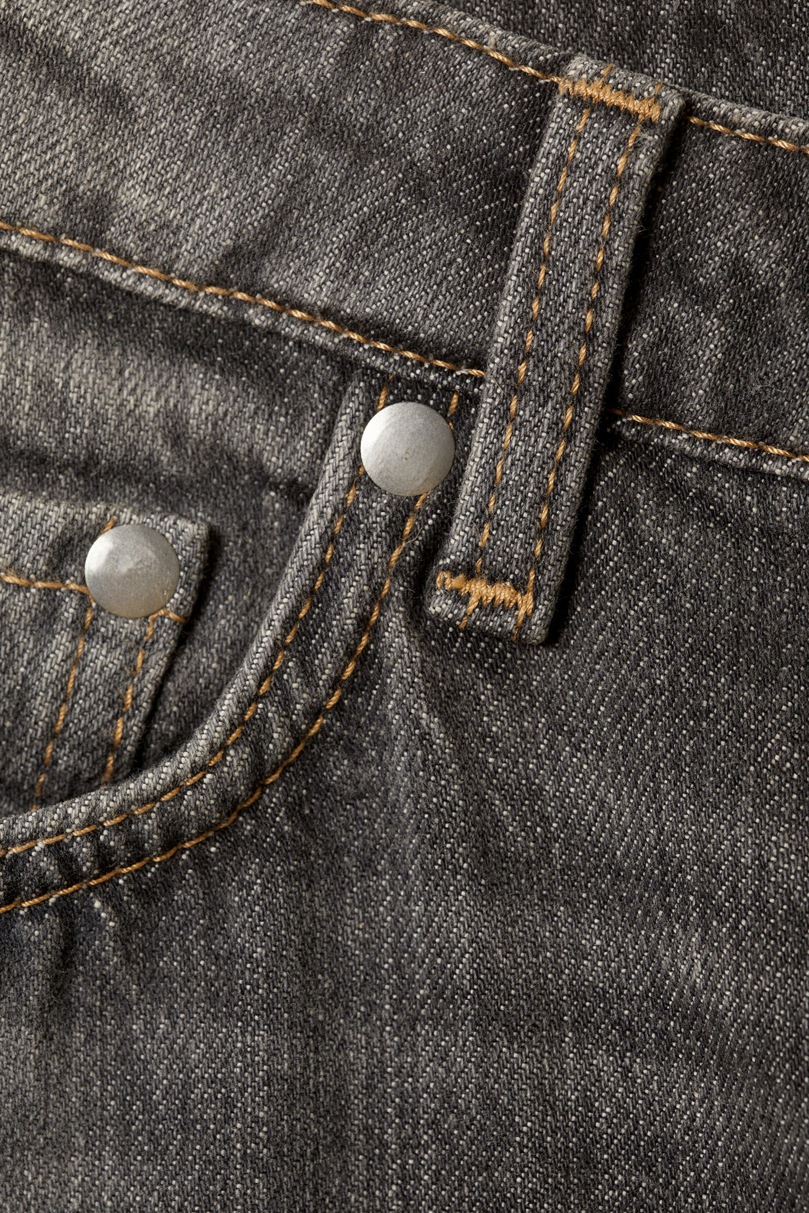 Straight Leg Jeans With Pockets