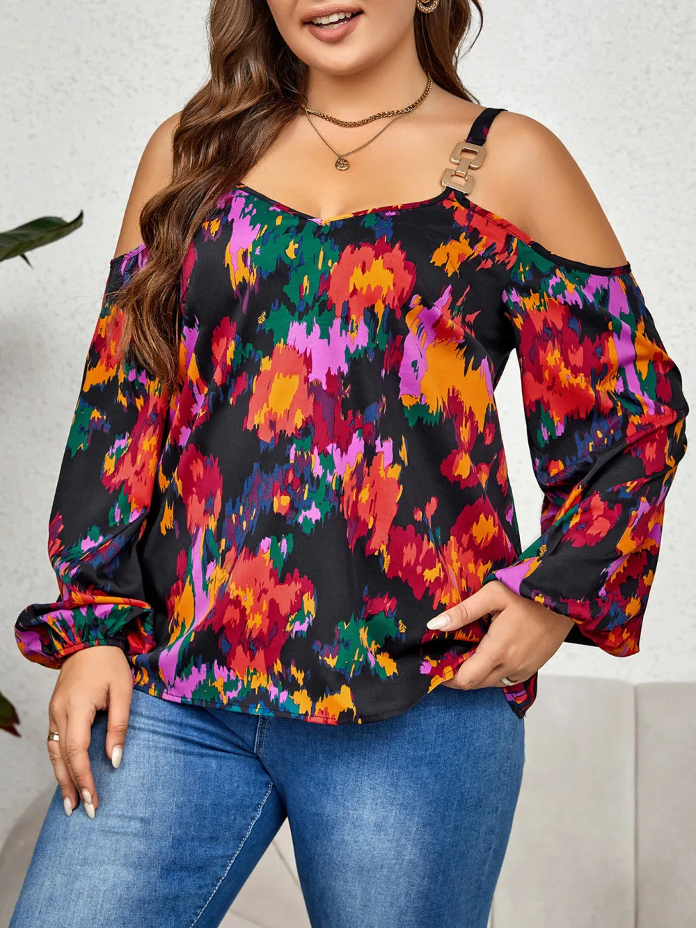 Plus Size Women Fashion Graffiti Print Puff Sleeve Top