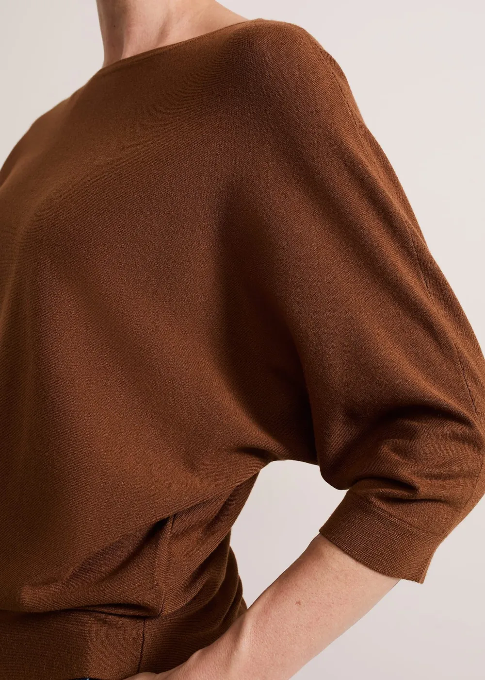 Simple Solid Color Round Neck Top